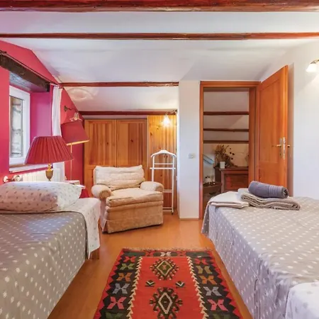 In - Haus Fuer 6 Personen 빌라 Medaki